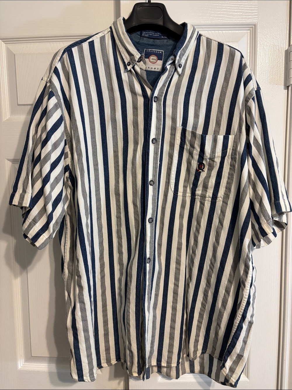 Striped Button-Down Short Sleeve Shirt - Navy & White